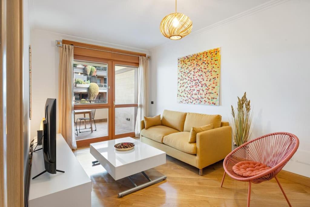 Apartment Amsterdam Design + Posto Auto Rome